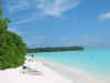 Maldive resort Holiday Island isola di Dhiffushi atollo di Ari sud by Alice&Mario