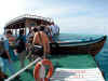 Isole Maldive isola di Madoogali atollo di Ari nord luglio 2003 by Raffaella&Mauro : idrovolante