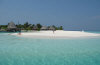 Le fotografie, il racconto, le notizie e i consigli utili del viaggio all'angaga island resort isola di angaaga atollo di ari sud nell'aprile 2007 by Alfredo (utente forum maldive alzappav56)