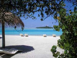 maldive fotografie informazioni consigli utili isole maldive dhonveli resort isola di kanu huraa atollo di male nord luglio 2006 by Riccardo, Mina e Bea
