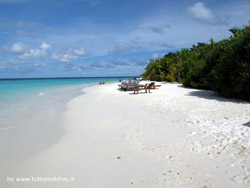 fotografie video informazioni notizie e consigli utili isole maldive eriyadu island resort isola di eriyadhoo atollo di male nord by Claudia&Dario di www.tuttomaldive.it gruppo luglio 2008