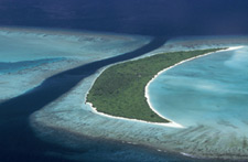 maldive : dhonakulhi island resort atollo di haa alifu atoll