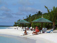 isole Maldive : Lily Beach resort isola di Huvahendhoo atollo di Ari 