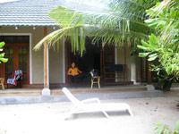 isole maldive foto photo informazioni maldive resort pearl island isola di meedhupparu atollo di raa settembre 2004 Betty&Davide