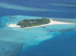 isole maldive fotografie video informazioni notizie e consigli utili moofushi resort isola di moofushi atollo di ari sud nel luglio 2007 by Paola Fabrizio con il gruppo tuttomaldive