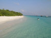 Le foto, il racconto e i consigli utili del viaggio al palm beach island resort isola di madhiriguraidhoo atollo di lhaviyani nell'aprile 2006 by Anna