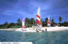 Foto / Photo / informazioni Maldive resort Holiday Island isola di Dhiffushi atollo di Ari sud by LastminuteMaldives