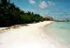 SPIAGGIA TR AIL MIO BUNGALOW(173) E IL LAGOON BAR Olhuveli.jpg 