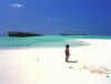 isole Maldive White Sands resort & Dhidhdhoo Finolhu water village atollo di Ari sud