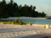 isole maldive le spiagge dell'isola di asdu foto photo informazioni notizie utili isole maldive asdu sun island resort isola di asdhoo atollo di male nord novembre 2005 by Stefano, Paola, Francesca, Roberto, Marina, Lorenzo, Silvia e Paolo