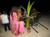 isole maldive fotografie aperitivo gruppo tuttomaldive informazioni consigli utili bathala resort isola di bathalaa atollo di ari nord by Claudia&Dario di www.tuttomaldive.it gruppo novembre dicembre 2006