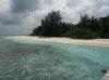 isole maldive fotografie spiaggia nord-est informazioni consigli utili bathala resort isola di bathalaa atollo di ari nord by Claudia&Dario di www.tuttomaldive.it gruppo novembre 2006