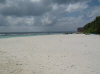 isole maldive fotografie spiaggia nord-est informazioni consigli utili bathala resort isola di bathalaa atollo di ari nord by Claudia&Dario di www.tuttomaldive.it gruppo novembre 2006