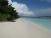 isole maldive fotografie spiaggia sud-est informazioni consigli utili bathala resort isola di bathalaa atollo di ari nord by Claudia&Dario di www.tuttomaldive.it gruppo novembre 2006
