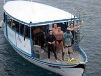 isole Maldive novembre-dicembre 2003: Crociera Safari Maavahi boat con Albatros Top Boat : al rientro da un'immersione