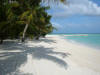 isole maldive foto informazioni consigli utili dhiggiri sea club isola di dhiggiri atollo di felidhoo giugno 2005 by Silvia&Gianluca : spiaggia