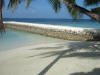 isole maldive foto informazioni consigli utili dhiggiri sea club isola di dhiggiri atollo di felidhoo giugno 2005 by Silvia&Gianluca : spiaggia