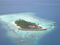 isole maldive foto informazioni consigli utili dhiggiri sea club isola di dhiggiri atollo di felidhoo giugno 2005 by Silvia&Gianluca
