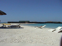 foto photo informazioni consigli utili isole maldive dhonveli resort isola di kanu huraa atollo di male nord aprile 2005 by Marina Silvia Paola e Stefano