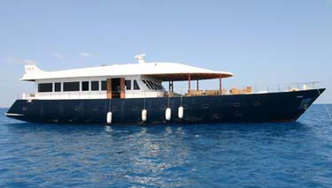 safari boat giulia yacht boat del tour operator seafari adventures