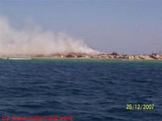 lamentele isole maldive inceneritore di fronte a giravaru