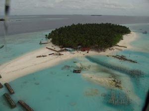 isole maldive le foto dei lavori al vilu reef resort isola di meedhuffushi 2004 by www.vilureef.de