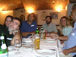 primo raduno degli amici di www.tuttomaldive.it con serata trascorsa a mangiare, bere e a parlare di viaggi alle isole maldive