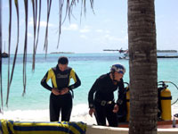 isole maldive : nika island resort immersione nell'house reef dell'isola