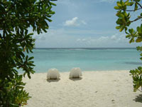 Isole Maldive Palm Beach resort giugno 2003 isola di Madhiriguraidhoo atollo di Lhaviyani by Francesca&Francesco