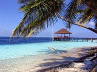 isole maldive foto photo informazioni consigli utili ranveli resort isola di viligilivaru atollo di ari sud by Patrizia Emilio marzo 2005