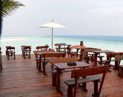 isole maldive fotografie video photo informazioni consigli utili ranveli village resort isola di viligilivaru atollo di ari sud nel febbraio 2008 racconto di Giancarlo (utente forum maldive gc)