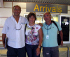in diretta dalle maldive per www.tuttomaldive.it : l'accoglienza di syusy blady, patrizio roversi e la figlia zoe all'arrivo all'aeroporto di male