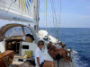 in diretta dalle maldive per www.tuttomaldive.it : adriatica la barca di velistipercaso in navigazione verso madoogali